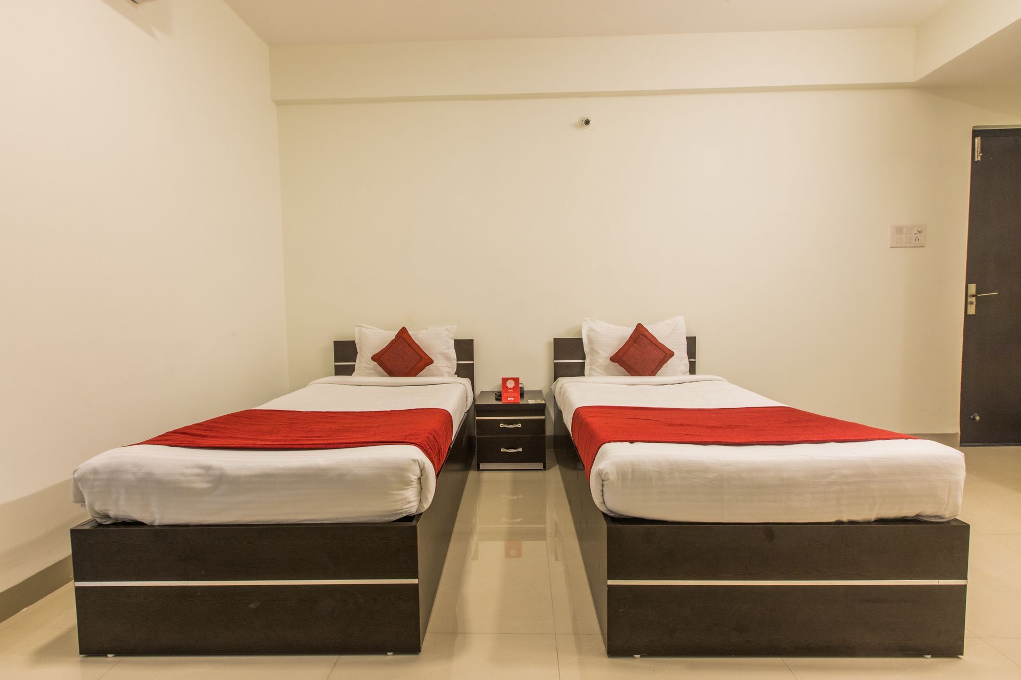 Fabhotel Prime Om Epic Vijay Nagar Ιντόρ Εξωτερικό φωτογραφία